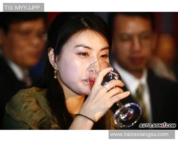 华裔体育明星排行榜揭晓他们如何在国际舞台上闪耀光芒